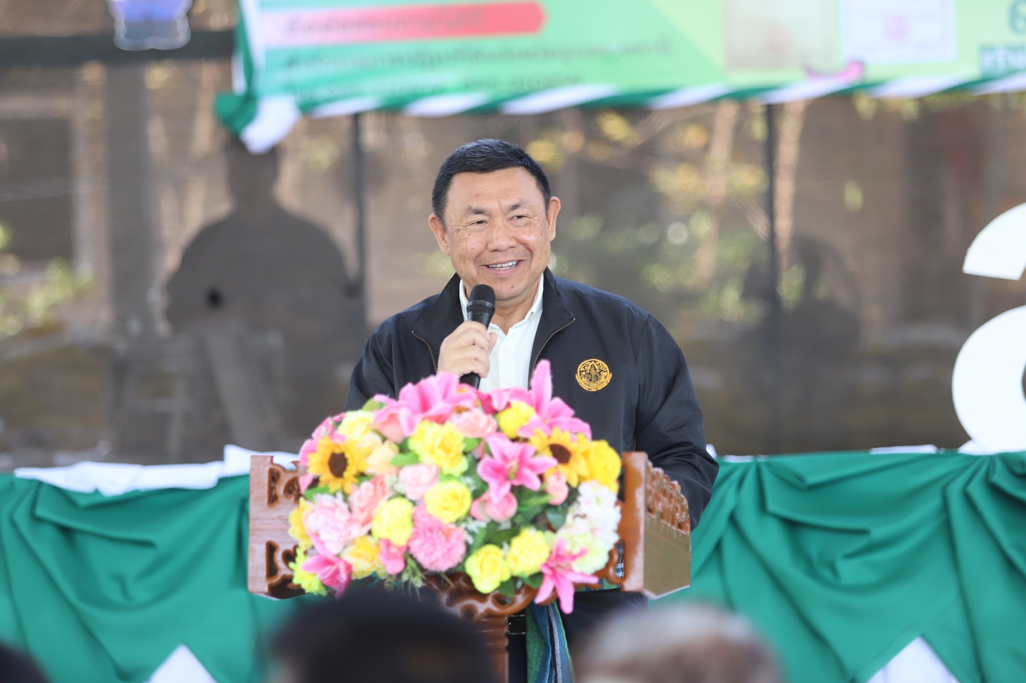 title - ชาวน้ำยืนเฮ ส.ป.ก. ขนทัพบริการถึงที่ ต.เก่าขาม ลดค่าใช้จ่าย ยื่นขอออกโฉนด - ปรึกษาปัญหากฎหมาย ครบจบในที่เดียว